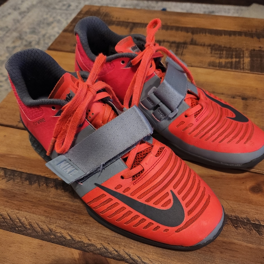 NIKE Romaleos 3 Lifting Shoes 8.5W